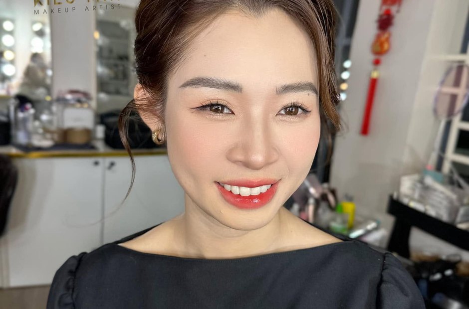 Gương mặt sau khi chọn đúng màu nền