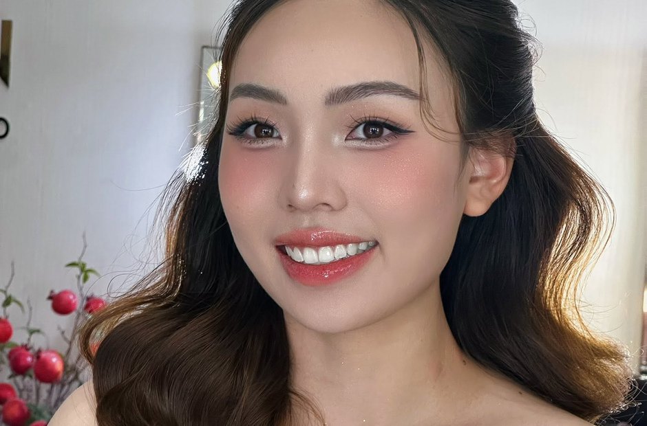 Gương mặt sau khi hoàn thiện tại studio