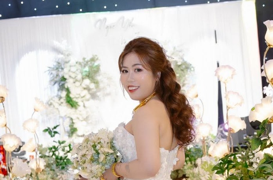 Cô dâu trong tiệc cưới